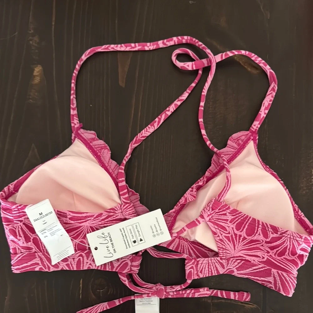 Cupshe Pink Triangle Bikini with Floral Design - Picture 5 of 6